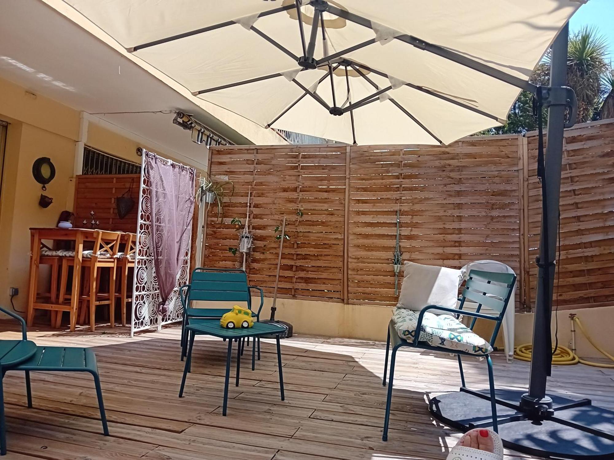Appartement Nice- Gairaut - Jardin Prive- Grand F1 Lumineux-piscine Collective